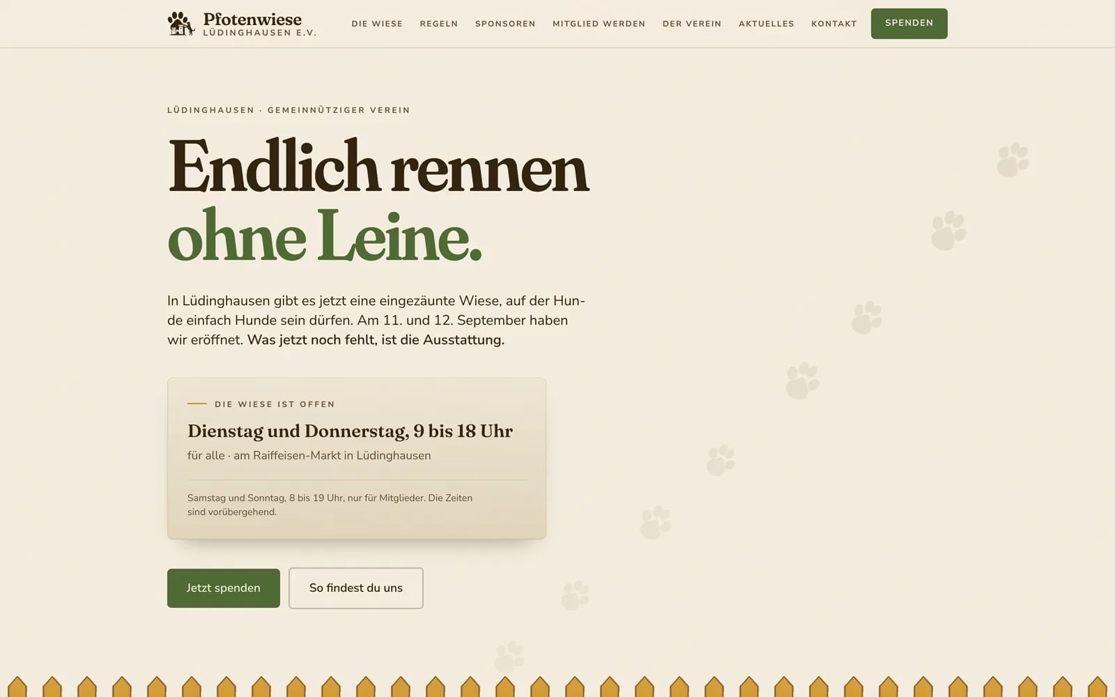 Startseite der Pfotenwiese-Website für die Hunde-Freilauffläche